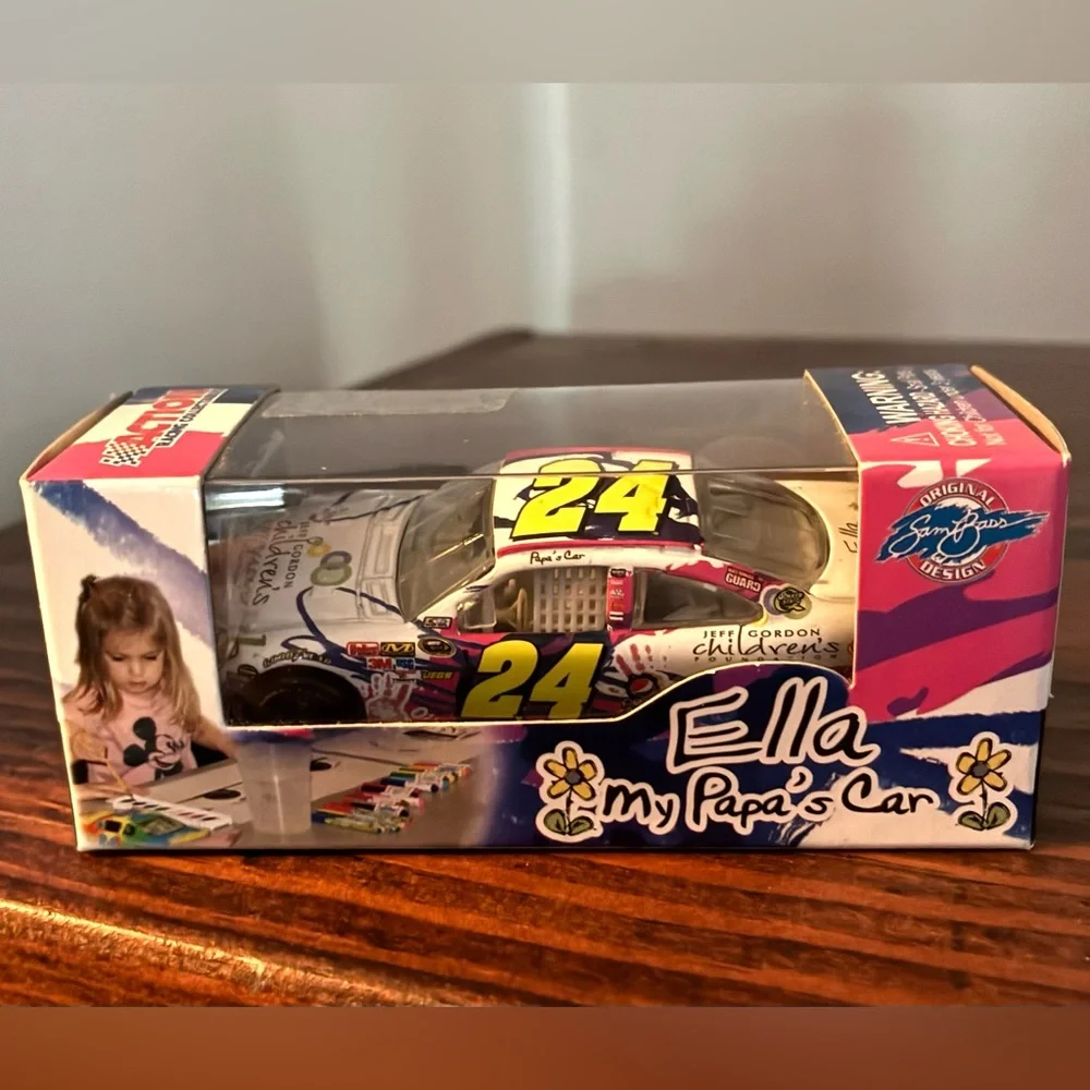 Jeff  Gordon Ella My Papa's Car Limited Edition 1:64 die cast